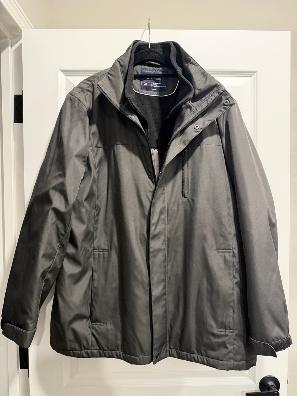 Roundtree & Yorke Men's Charcoal Waterproof Coat